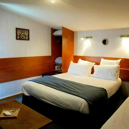 Des Voiliers 2* Langres